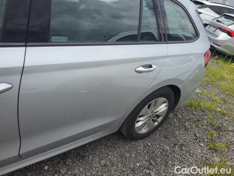  Skoda  Octavia  Combi (NX3)(2020) Oct.Combi 2.0TDI 85 Ambition #15