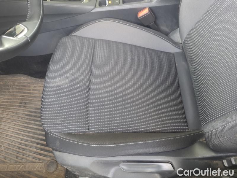  Skoda  Octavia  Combi (NX3)(2020) Oct.Combi 2.0TDI 85 Ambition #6
