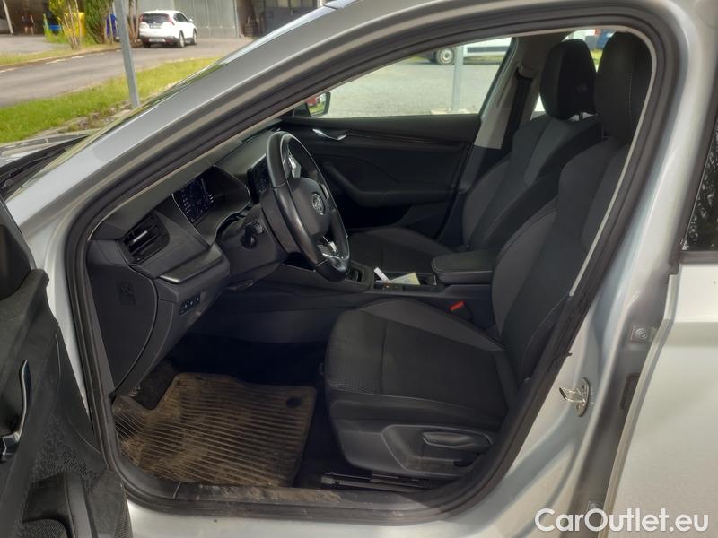  Skoda  Octavia  Combi (NX3)(2020) Oct.Combi 2.0TDI 85 Ambition #8