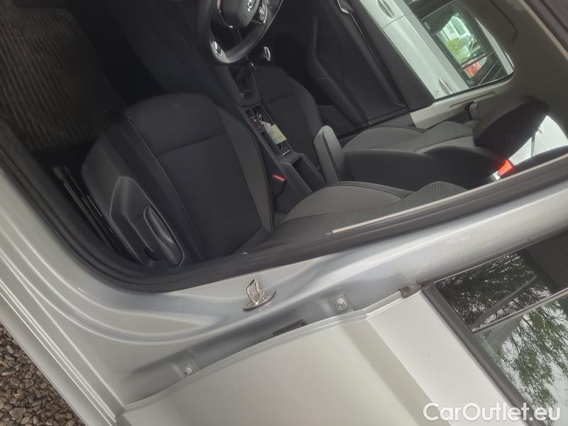  Skoda  Octavia  Combi (NX3)(2020) Oct.Combi 2.0TDI 85 Ambition #23