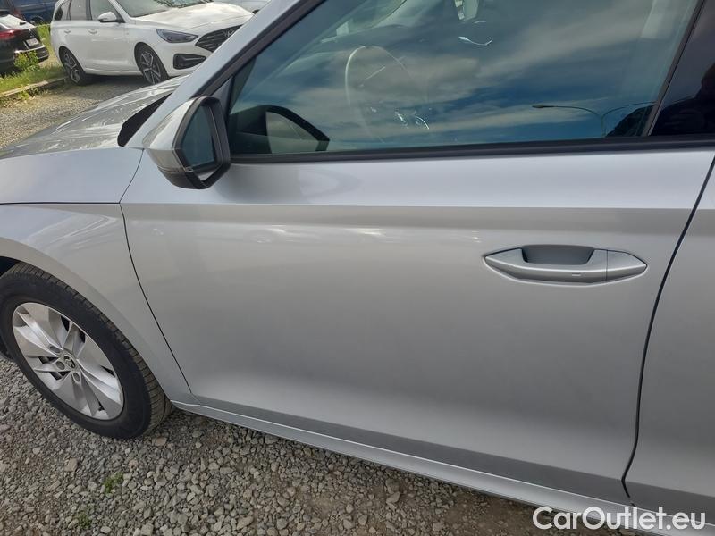  Skoda  Octavia  Combi (NX3)(2020) Oct.Combi 2.0TDI 85 Ambition #6