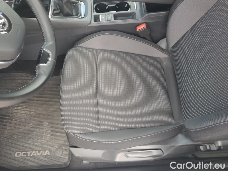  Skoda  Octavia  Combi (NX3)(2020) Oct.Combi 2.0TDI 85 Ambition #14
