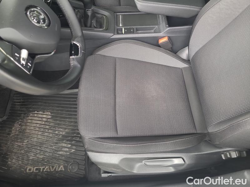  Skoda  Octavia  Combi (NX3)(2020) Oct.Combi 2.0TDI 85 Ambition #11