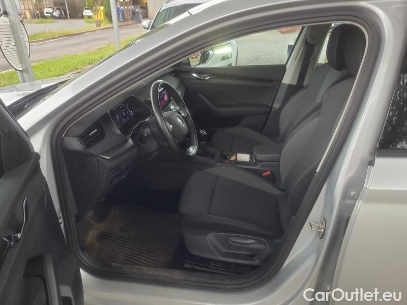  Skoda  Octavia  Combi (NX3)(2020) Oct.Combi 2.0TDI 85 Ambition #10