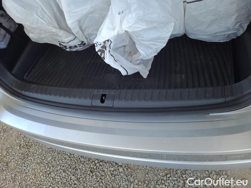  Skoda  Octavia  Combi (NX3)(2020) Oct.Combi 2.0TDI 85 Ambition #12