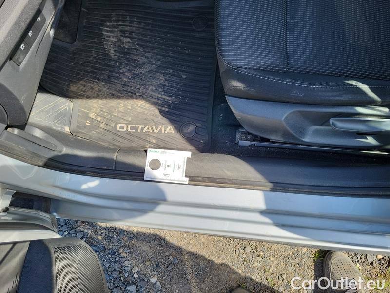  Skoda  Octavia  Combi (NX3)(2020) Oct.Combi 2.0TDI 85 Ambition #24