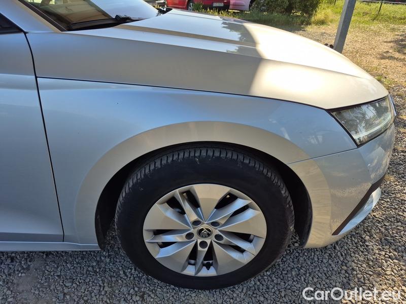  Skoda  Octavia  Combi (NX3)(2020) Oct.Combi 2.0TDI 85 Ambition #24