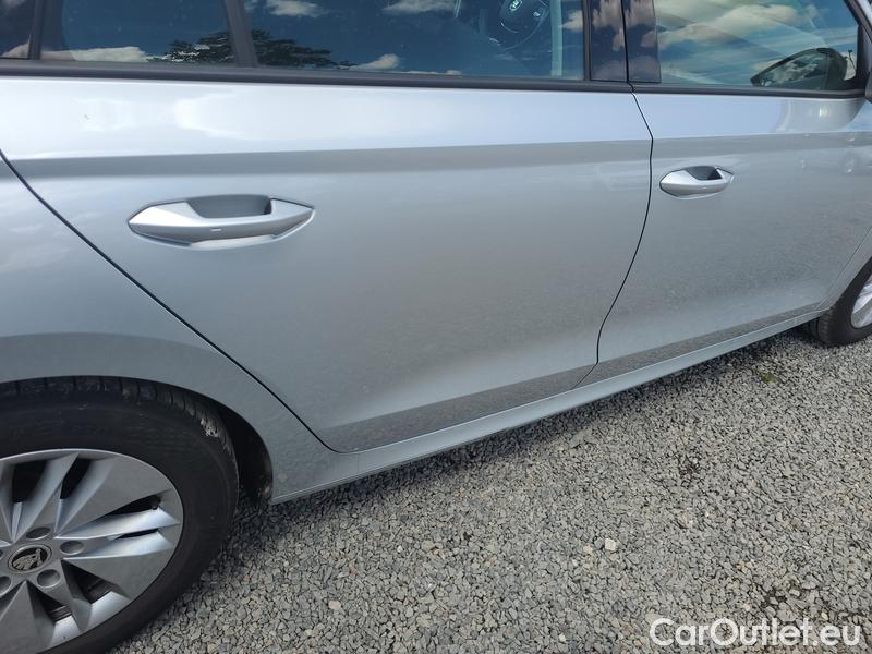  Skoda  Octavia  Combi (NX3)(2020) Oct.Combi 2.0TDI 85 Ambition #8
