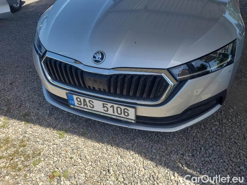  Skoda  Octavia  Combi (NX3)(2020) Oct.Combi 2.0TDI 85 Ambition #4