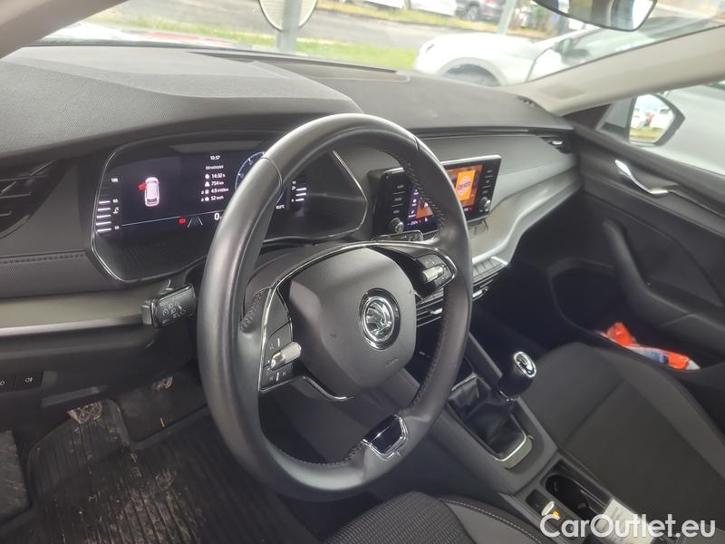  Skoda  Octavia  Combi (NX3)(2020) Oct.Combi 2.0TDI 85 Ambition #9