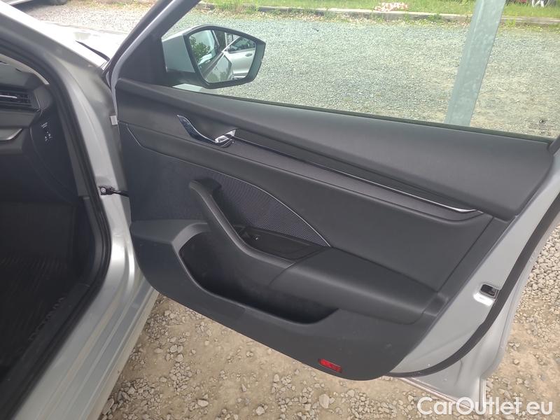  Skoda  Octavia  Combi (NX3)(2020) Oct.Combi 2.0TDI 85 Ambition #10