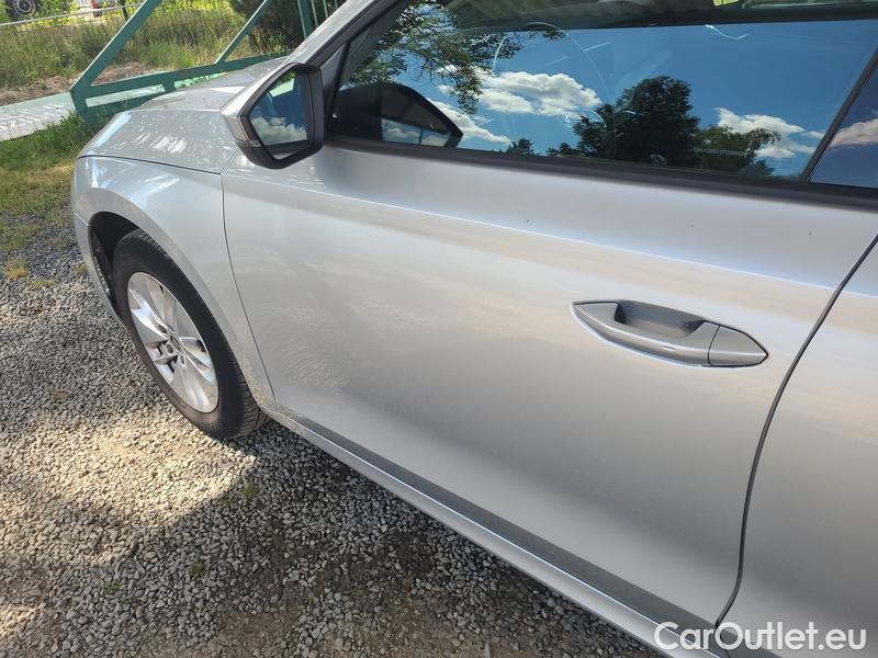  Skoda  Octavia  Combi (NX3)(2020) Oct.Combi 2.0TDI 85 Ambition #4