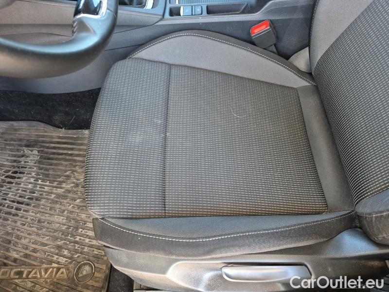  Skoda  Octavia  Combi (NX3)(2020) Oct.Combi 2.0TDI 85 Ambition #7