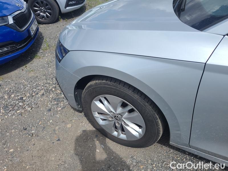  Skoda  Octavia  Combi (NX3)(2020) Oct.Combi 2.0TDI 85 Ambition #19