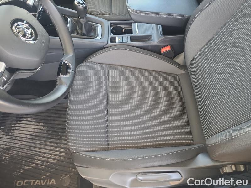  Skoda  Octavia  Combi (NX3)(2020) Oct.Combi 2.0TDI 85 Ambition #13