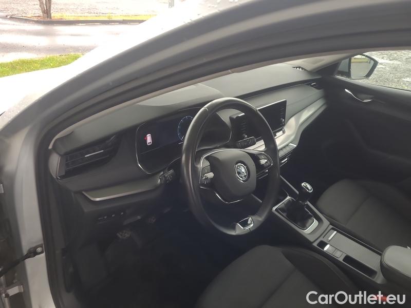  Skoda  Octavia  Combi (NX3)(2020) Oct.Combi 2.0TDI 85 Ambition #6
