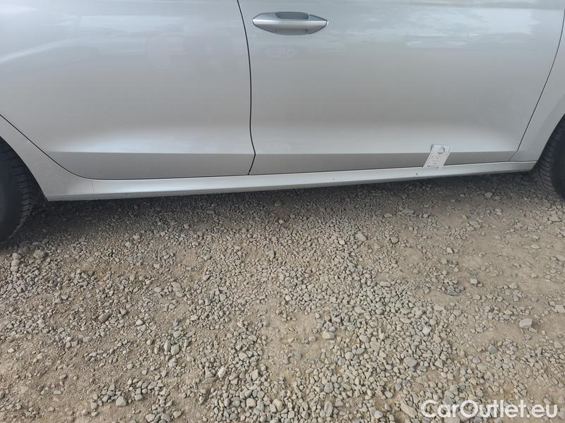  Skoda  Octavia  Combi (NX3)(2020) Oct.Combi 2.0TDI 85 Ambition #9