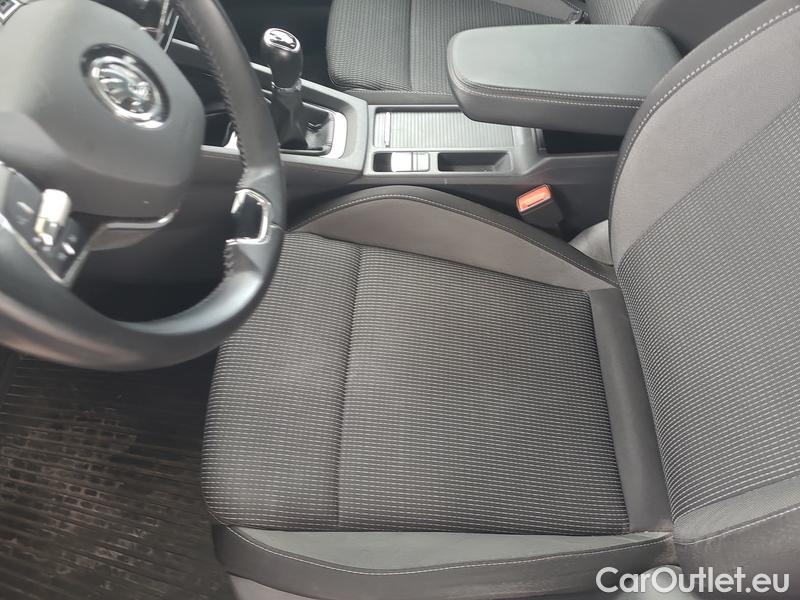  Skoda  Octavia  Combi (NX3)(2020) Oct.Combi 2.0TDI 85 Ambition #15