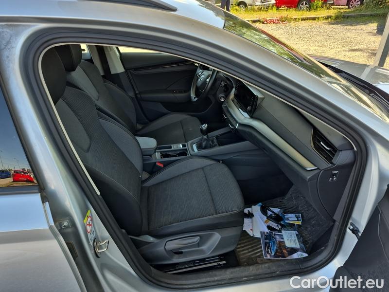  Skoda  Octavia  Combi (NX3)(2020) Oct.Combi 2.0TDI 85 Ambition #20