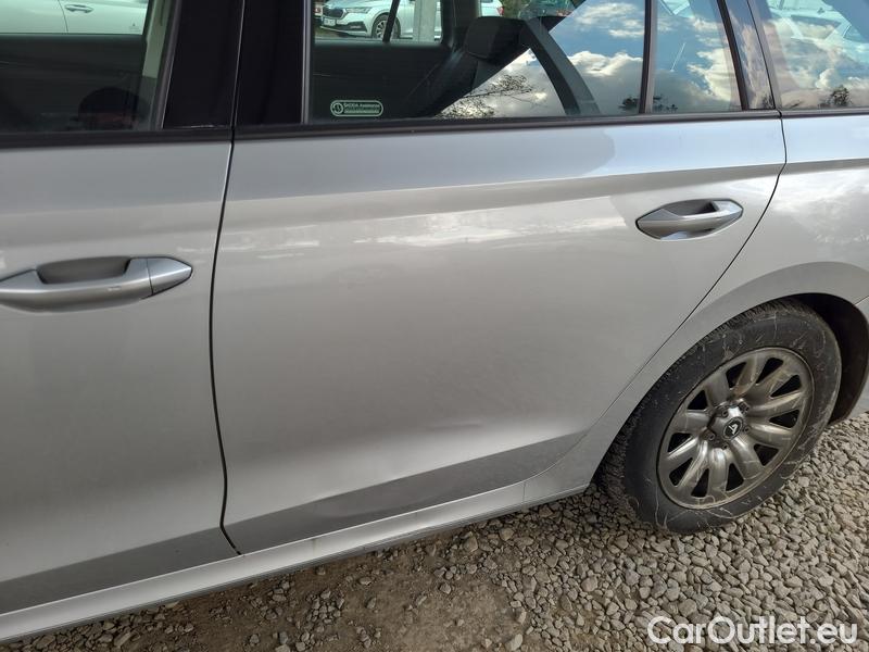  Skoda  Octavia  Combi (NX3)(2020) Oct.Combi 2.0TDI 85 Ambition #4