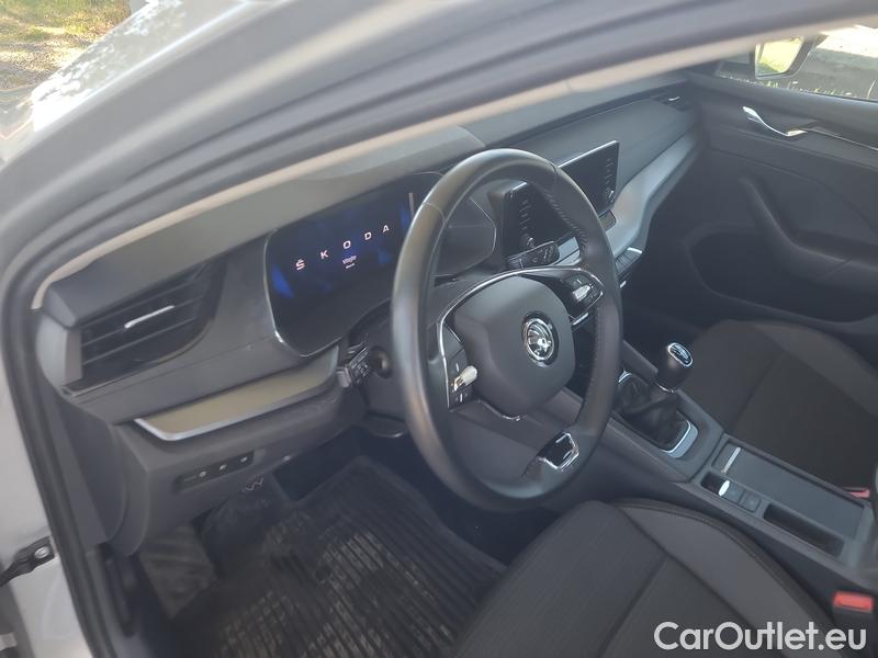  Skoda  Octavia  Combi (NX3)(2020) Oct.Combi 2.0TDI 85 Ambition #13