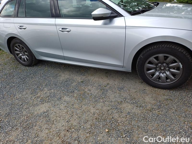  Skoda  Octavia  Combi (NX3)(2020) Oct.Combi 2.0TDI 85 Ambition #15