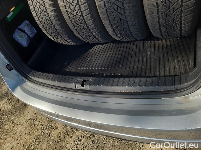  Skoda  Octavia  Combi (NX3)(2020) Oct.Combi 2.0TDI 85 Ambition #17