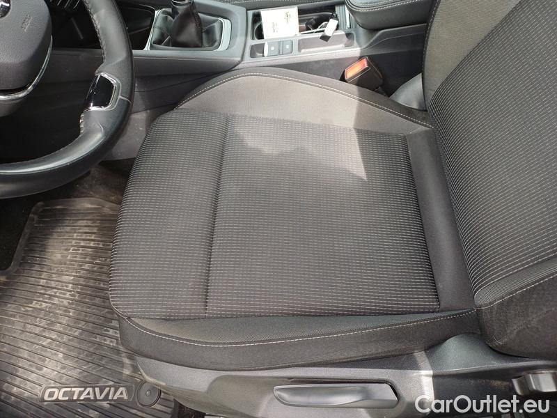  Skoda  Octavia  Combi (NX3)(2020) Oct.Combi 2.0TDI 85 Ambition #6