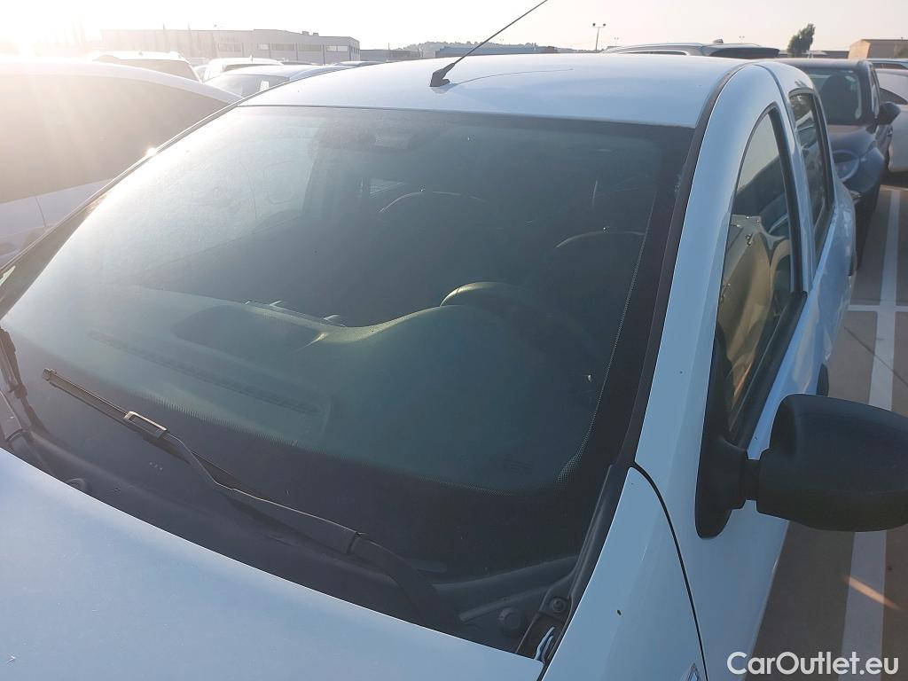  Dacia  Sandero DACIA  5p 2G berlina con portón Ambiance dCi 55kW (75CV) #3