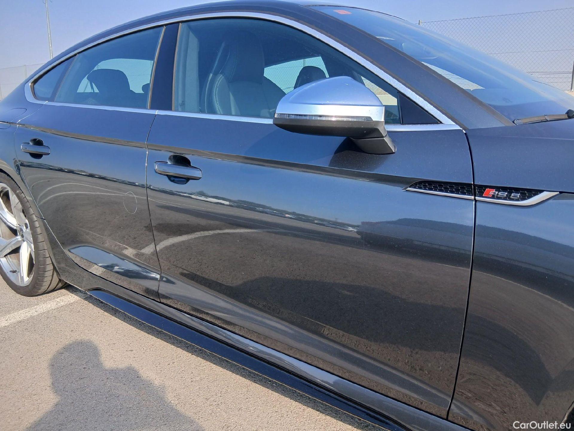  Audi  A5 Sportback AUDI A5 / 2019 / 5P / berlina con portón RS 5 2.9 TFSI quattro Sportback #17