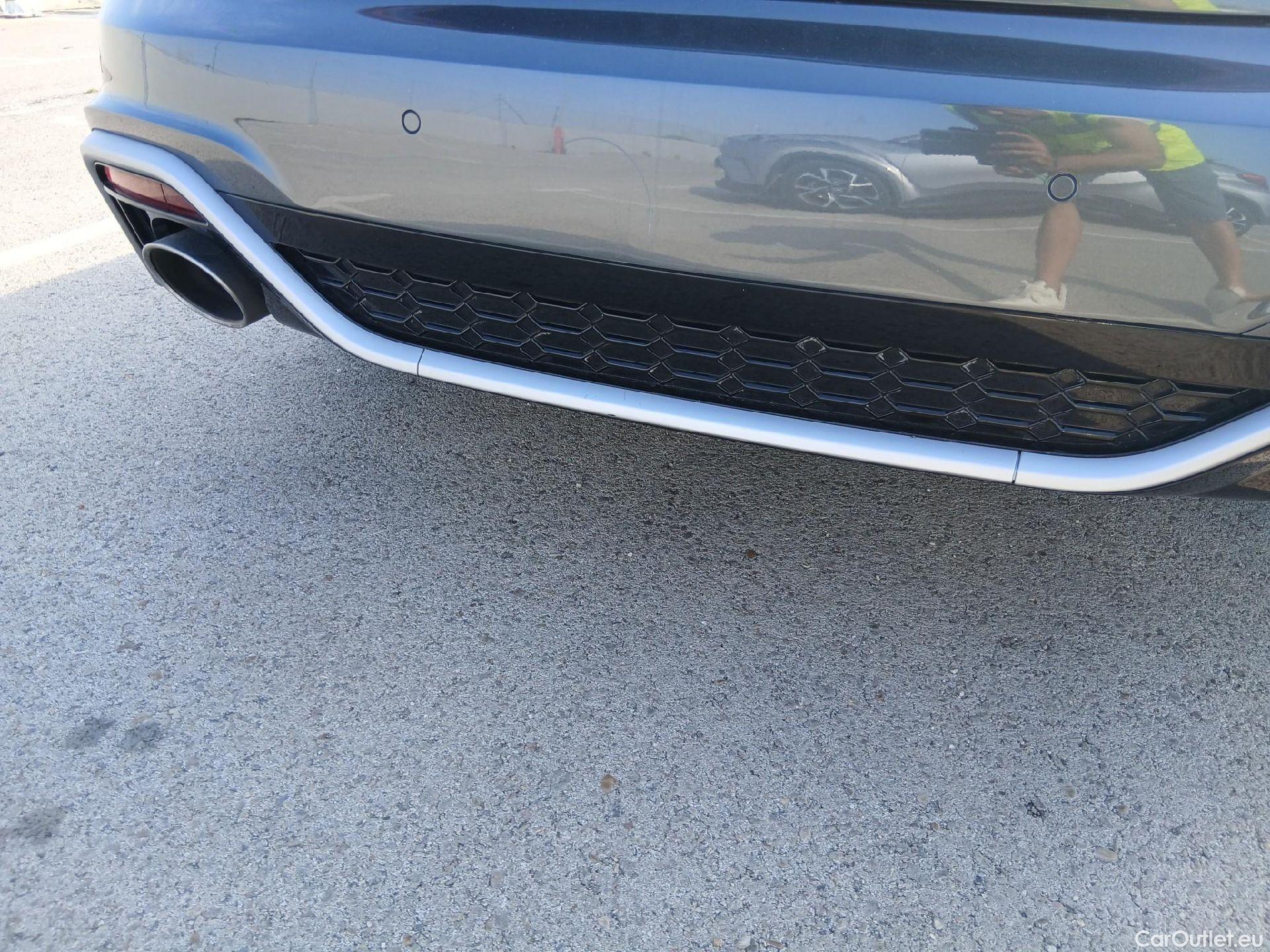  Audi  A5 Sportback AUDI A5 / 2019 / 5P / berlina con portón RS 5 2.9 TFSI quattro Sportback #10