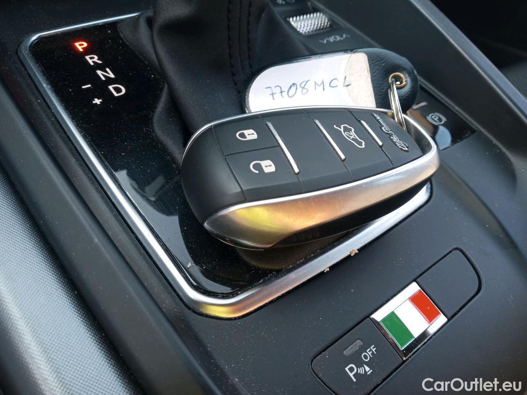  Alfa Romeo  TONALE Alfa Romeo  / 2022 / 5P / todoterreno 1.5 MHEV GASOLINA 130 CV SPRINT FWD #2