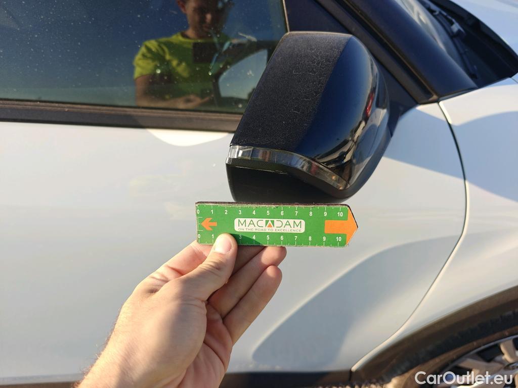  Citroen  C4 CITROEN  / 2020 / 5P / berlina con portón BlueHdi 110 S&S Live Pack #44