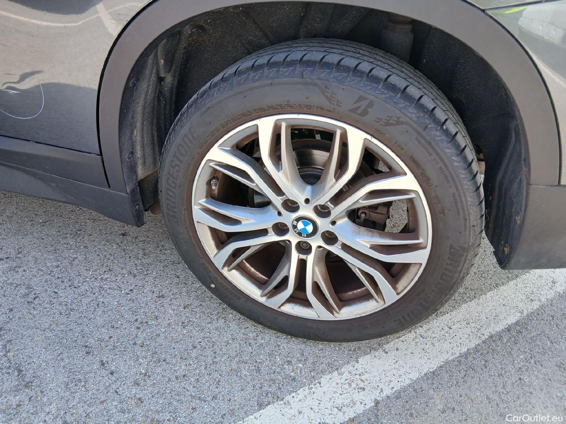  Bmw  X1 BMW  sDrive18i (CX2) #24