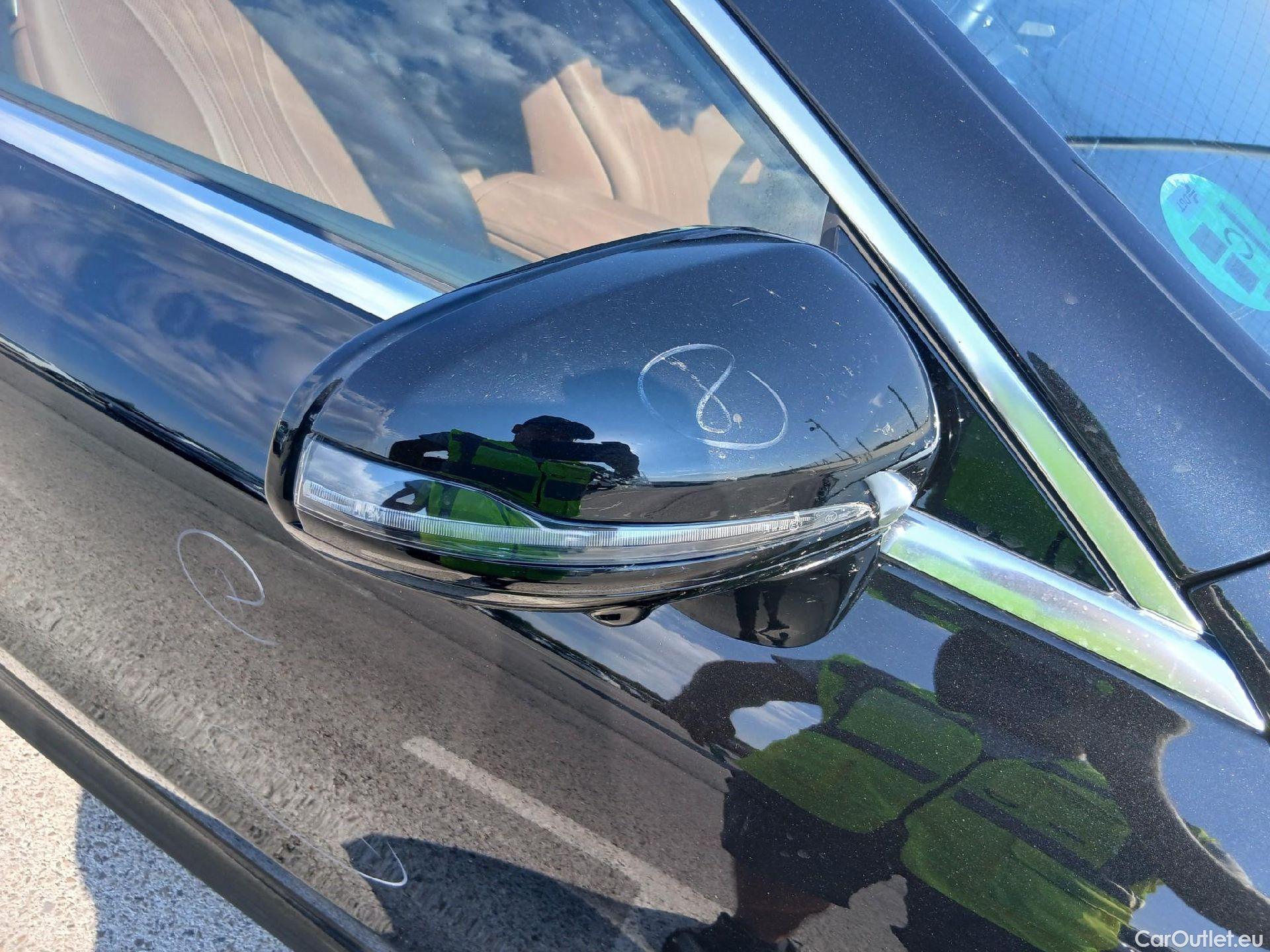  Mercedes  E-Klasse MERCEDES-BENZ Clase E / 2020 / 2P / coupé Coupé E 220 d #36
