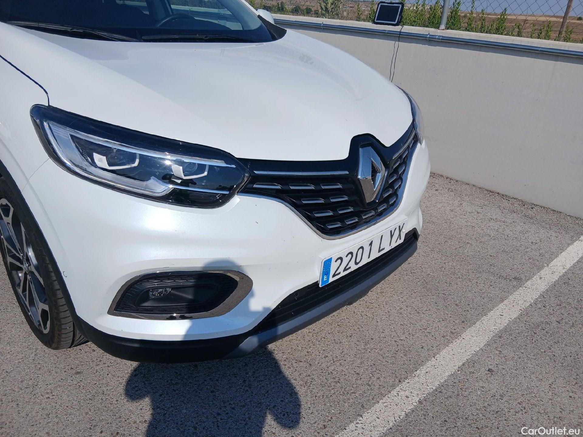 Renault  Kadjar RENAULT  / 2019 / 5P / crossover Zen GPF TCe 103kW (140CV) EDC #3