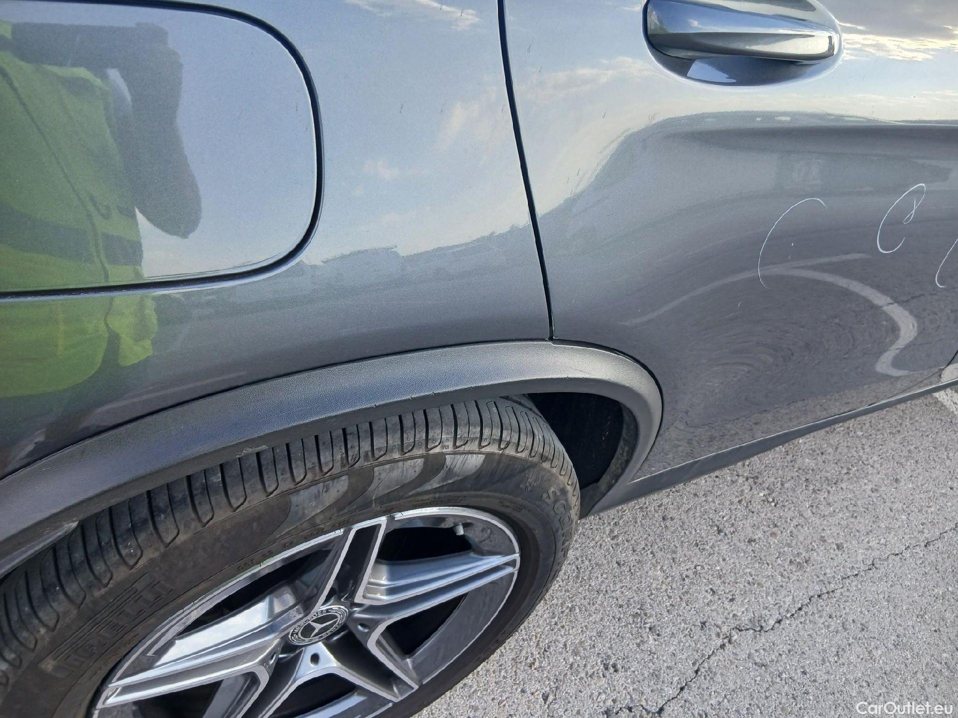  Mercedes  G-Klasee MERCEDES-BENZ GLC Coupé / 2019 / 5P / coupé GLC 200 d 4MATIC #24
