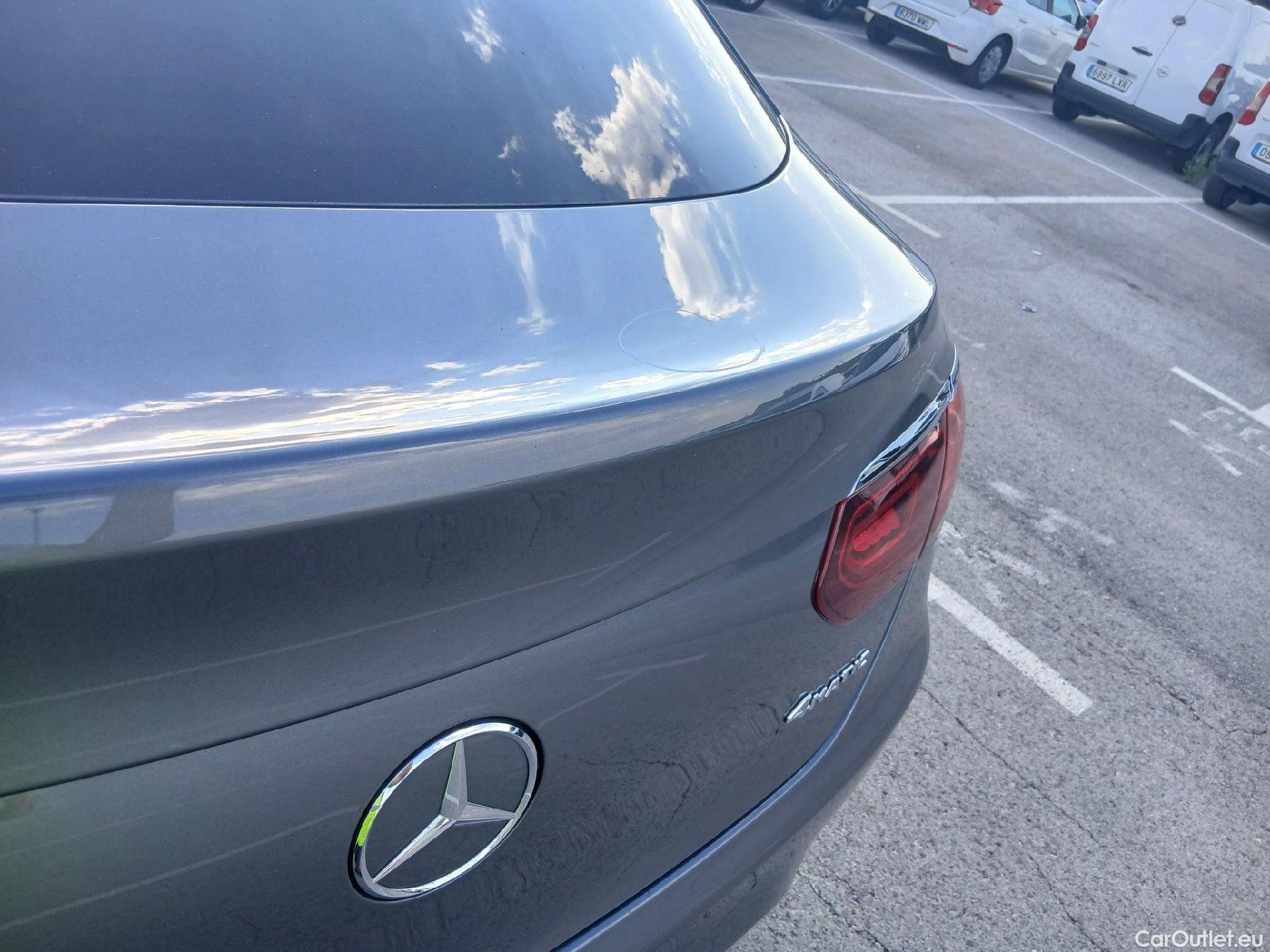  Mercedes  G-Klasee MERCEDES-BENZ GLC Coupé / 2019 / 5P / coupé GLC 200 d 4MATIC #23
