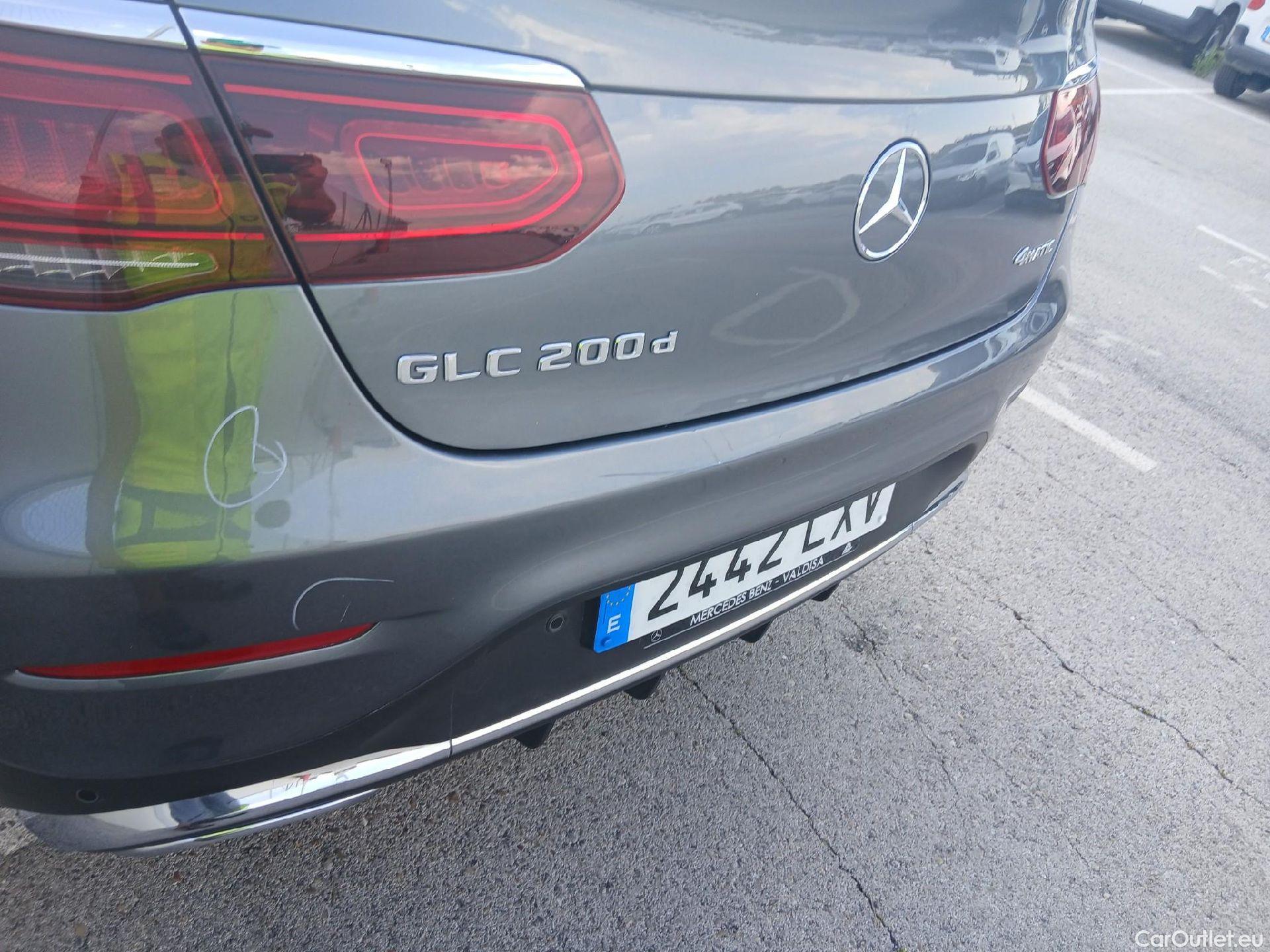  Mercedes  G-Klasee MERCEDES-BENZ GLC Coupé / 2019 / 5P / coupé GLC 200 d 4MATIC #17