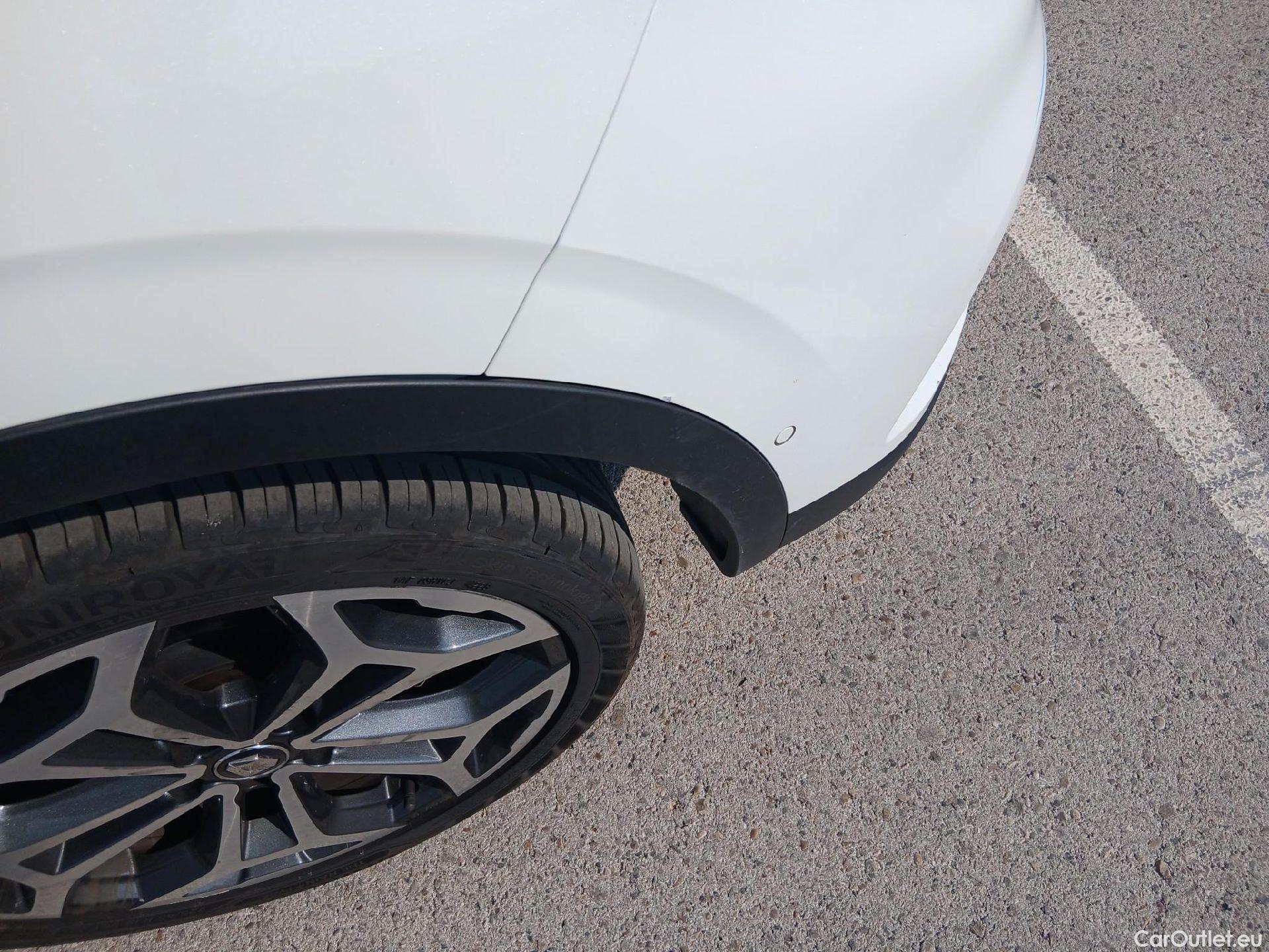  Renault  Kadjar RENAULT  / 2019 / 5P / crossover Zen GPF TCe 103kW (140CV) EDC #29