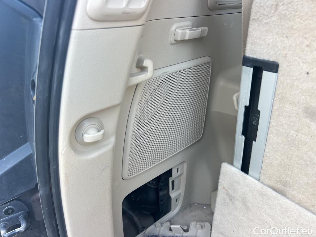 Toyota  Land Cruiser TOYOTA  / 2017 / 5P / todoterreno 2.8 D-4D LIMITED AUTO #29
