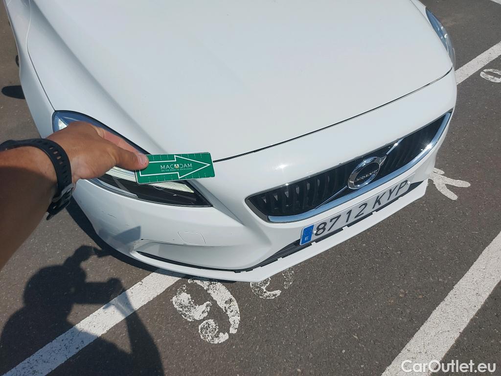  Volvo  V40  VOLVO / 2016 / 5P / berlina con portón 2.0 T2 Momentum #3