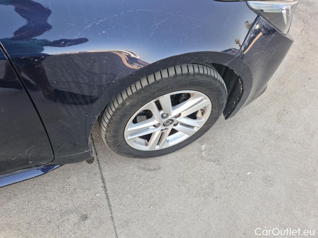  Toyota  Corolla TOYOTA  / 2019 / 5P / familiar 1.8 125H BUSINESS E-CVT TOU SPORT #25