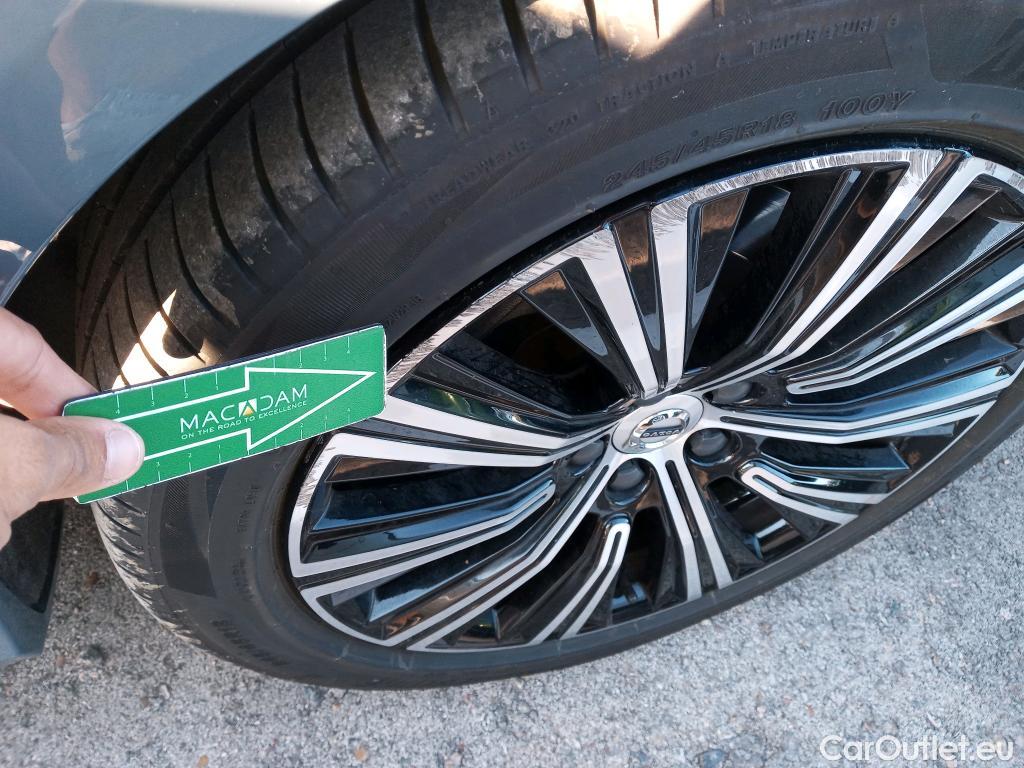  Volvo  V90 VOLVO  / 2020 / 5P / familiar 2.0 T6 AWD Recharge Inscription Exp Auto #5