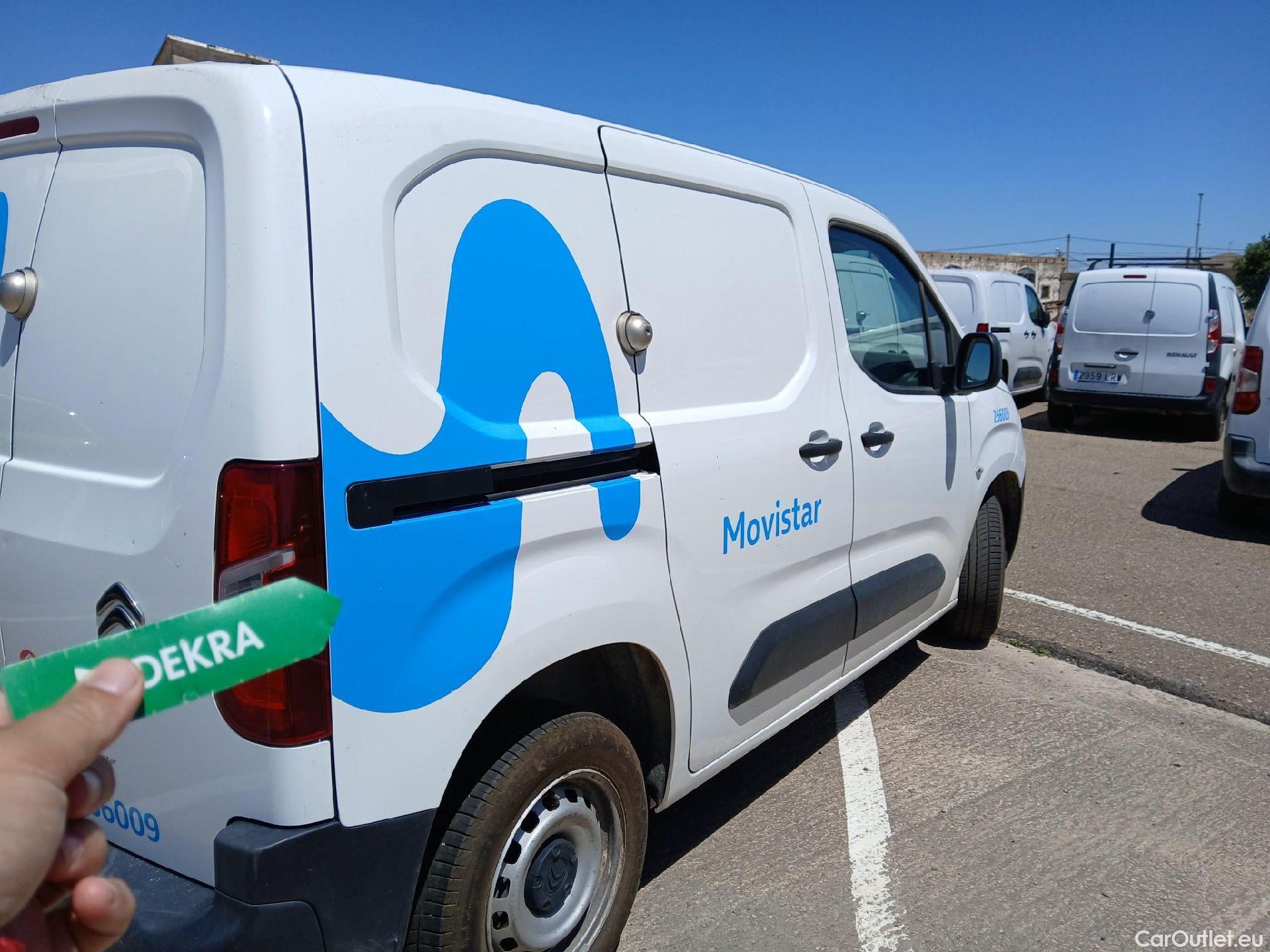  Citroen  Berlingo CITROEN  / 2018 / 4P / furgón derivado de turismo Talla M BlueHDi 100 CLUB #1