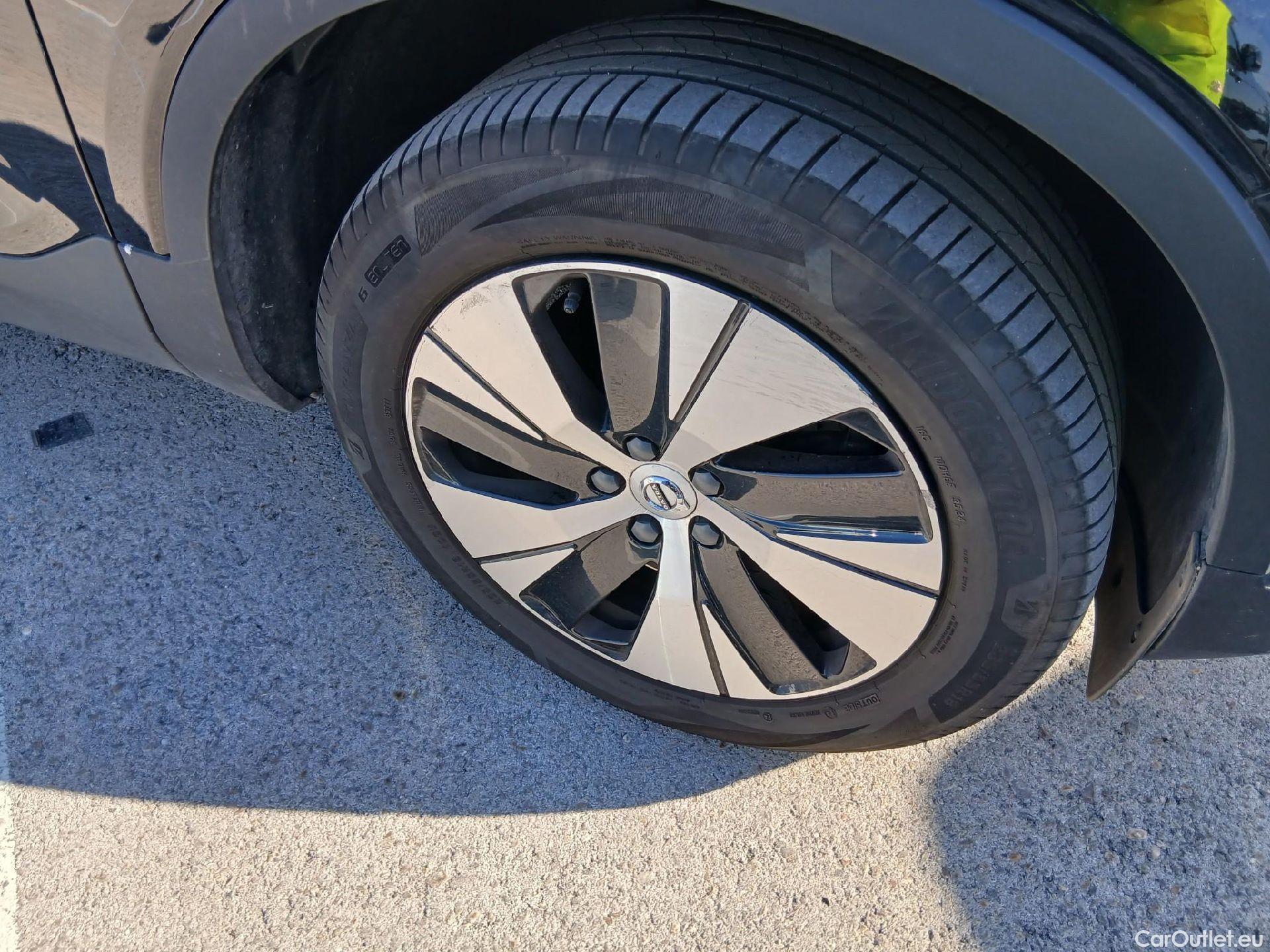  Volvo  XC 40 VOLVO XC40 / 2017 / 5P / todoterreno 1.5 T4 Twin Recharge Inscription Ex Auto #38
