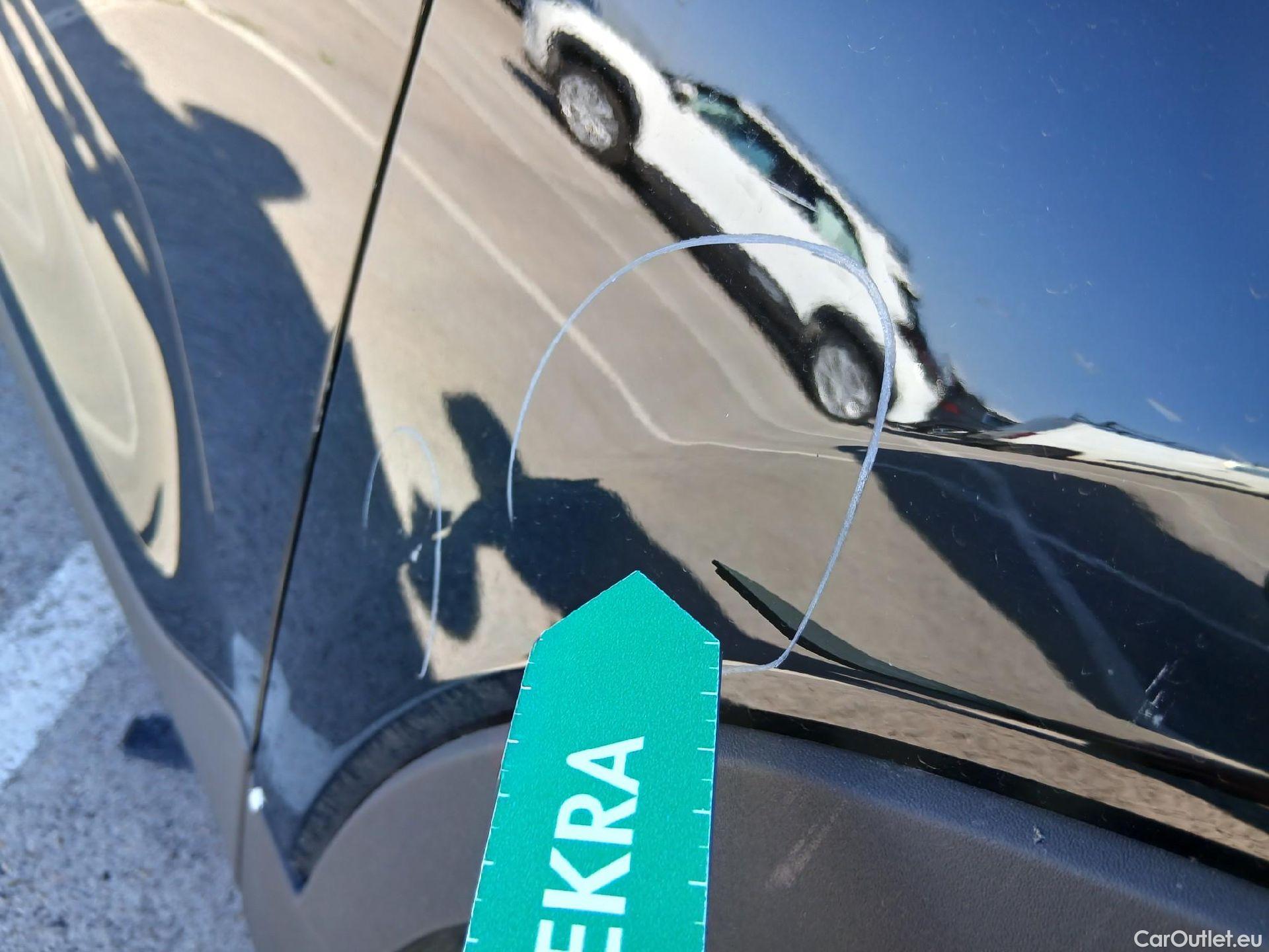  Volvo  XC 40 VOLVO XC40 / 2017 / 5P / todoterreno 1.5 T4 Twin Recharge Inscription Ex Auto #35