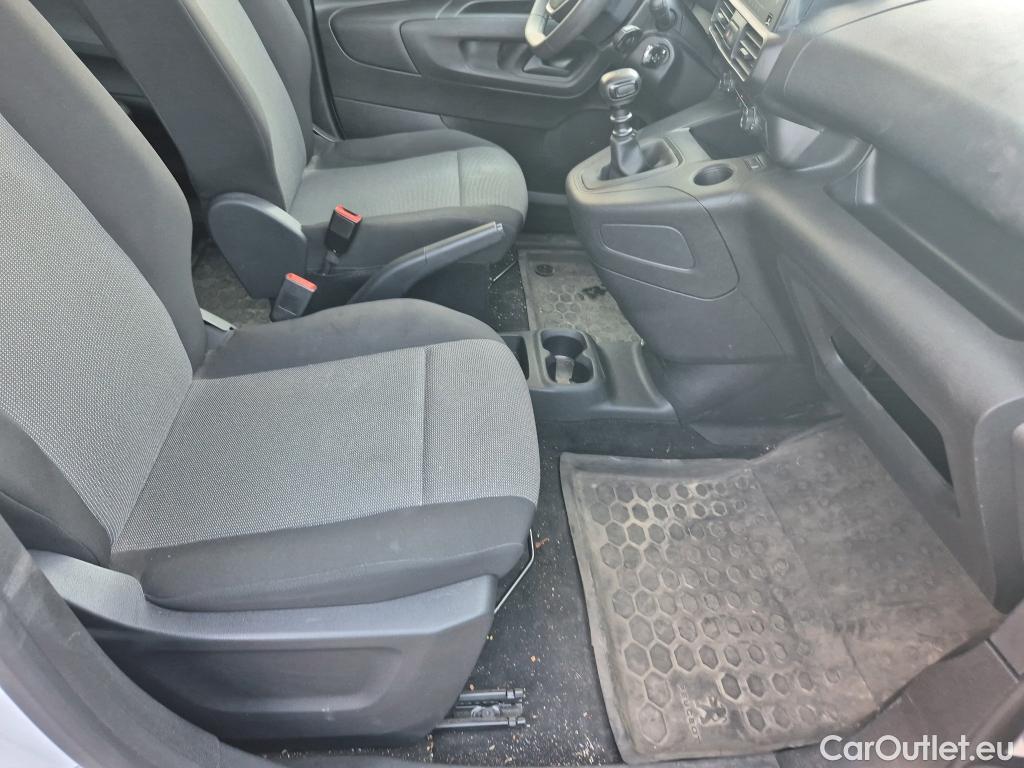  Peugeot  Partner PEUGEOT Rifter / 2018 / 5P / combi Active Pack Business Std. BlueHDi 100 #16