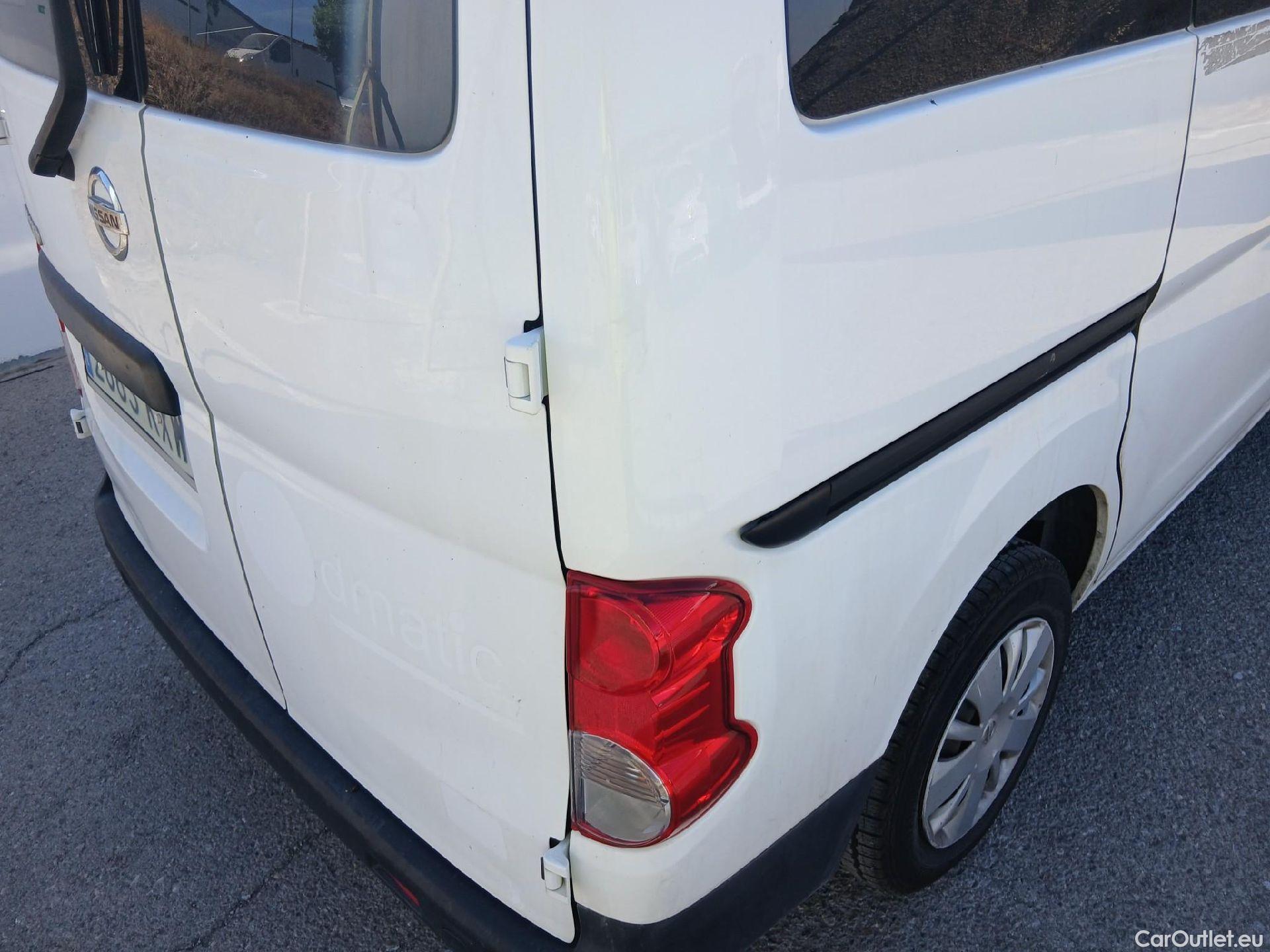  Nissan  NV200 NISSAN  / 2009 / 5P / combi Combi 5 1.5dCi 66kW (90CV) COMFORT Portó #28