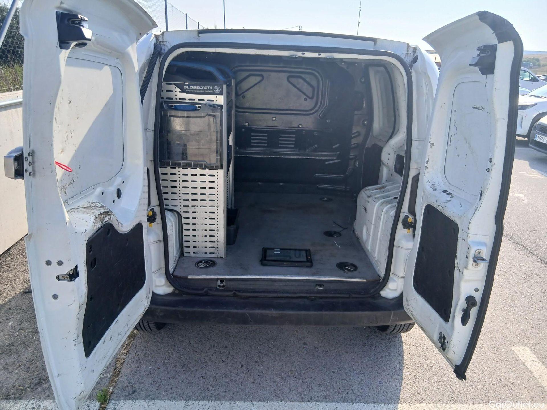  Fiat  Fiorino III  SX Cargo 1.3 Multijet 95CV MT5 E6 #33